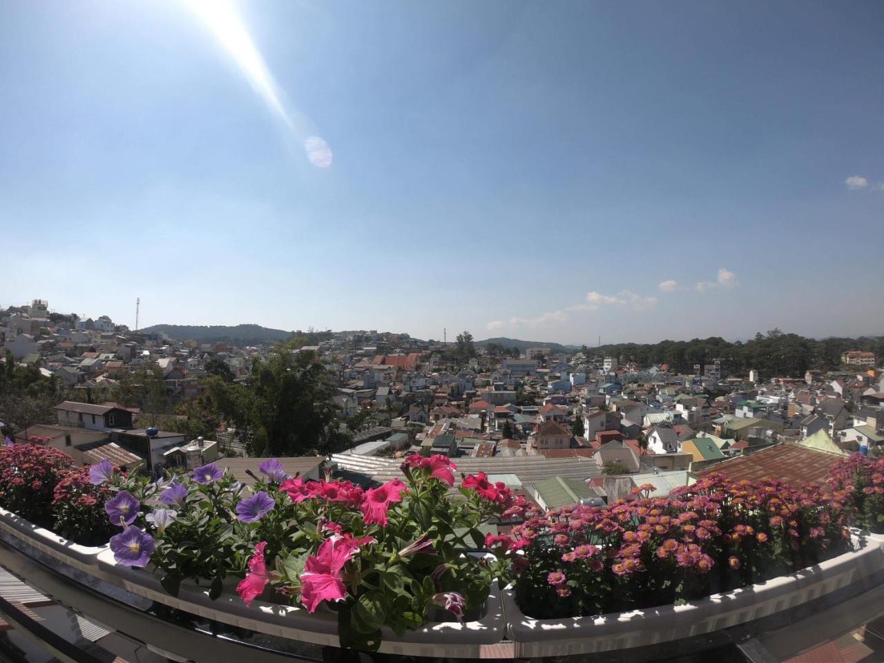 Ha Khoa Hotel Dalat Exterior photo